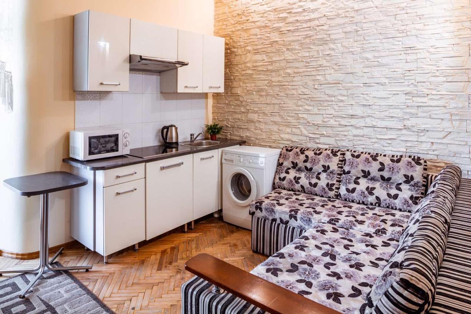 3 rooms Central Anna Apartment Lviv Exteriör bild